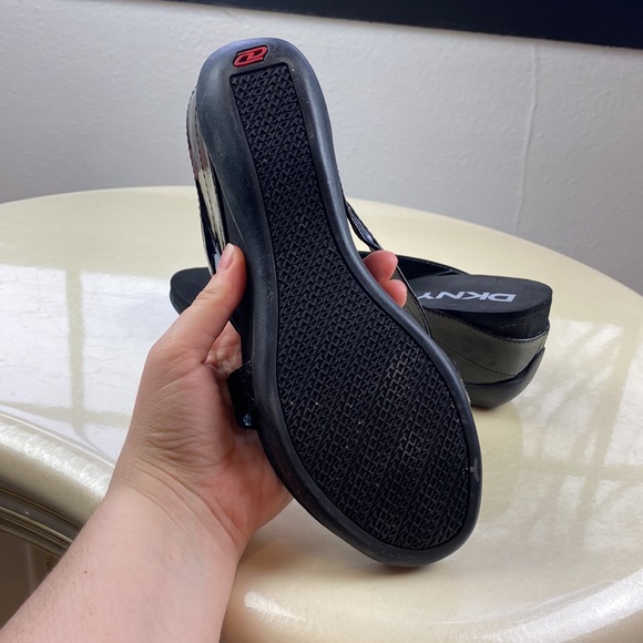 COPY - 90s DKNY Slip-on Heels - Picture 7 of 7